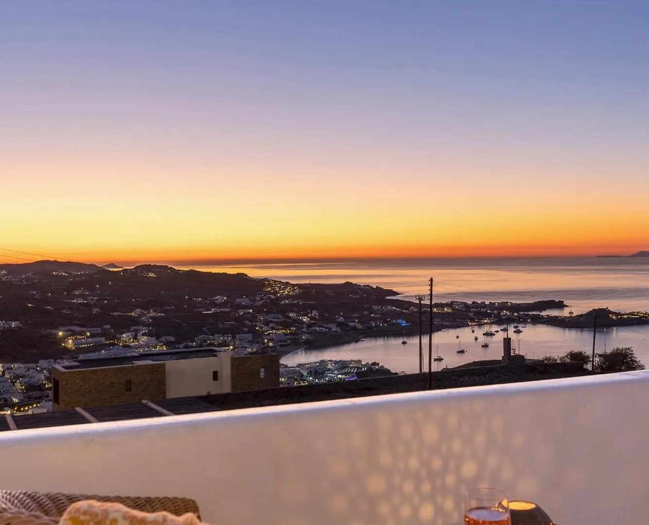 Villa Mykonian Ode With Stunning Sunrise & Sunset Views Mykonos Town ギリシャ